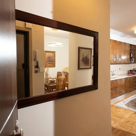 King George 32 Luxury *