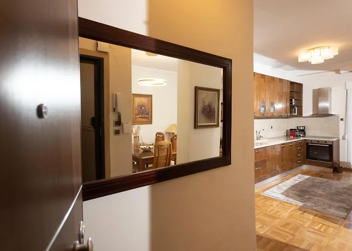 King George 32 Luxury *