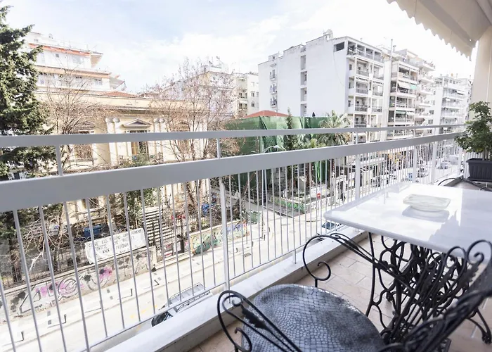 King George 32 Luxury Thessaloniki