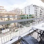 King George 32 Luxury Thessaloníki