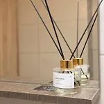 King George 32 Luxury