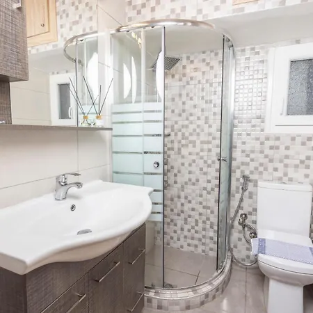 King George 32 Luxury * سالونيك