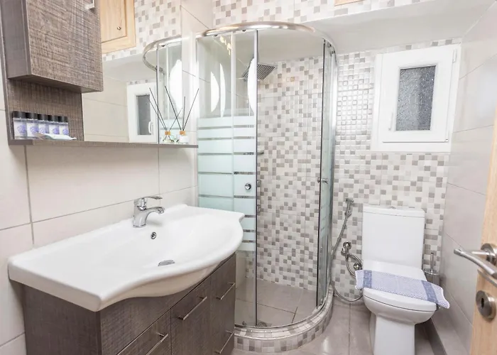 King George 32 Luxury * Салоники