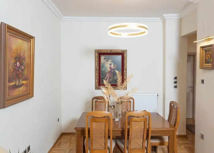 King George 32 Luxury * Салоники